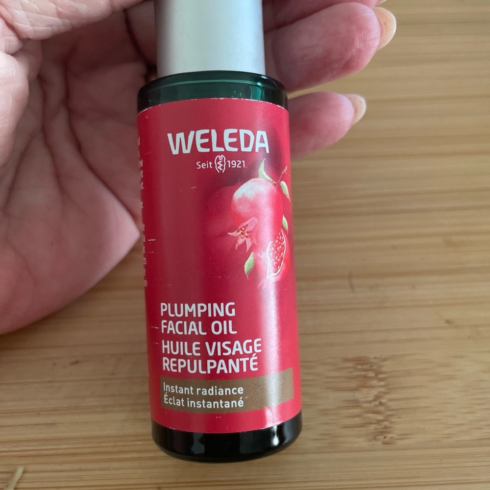 Plumping Facial Oil Weleda 1.0 oz